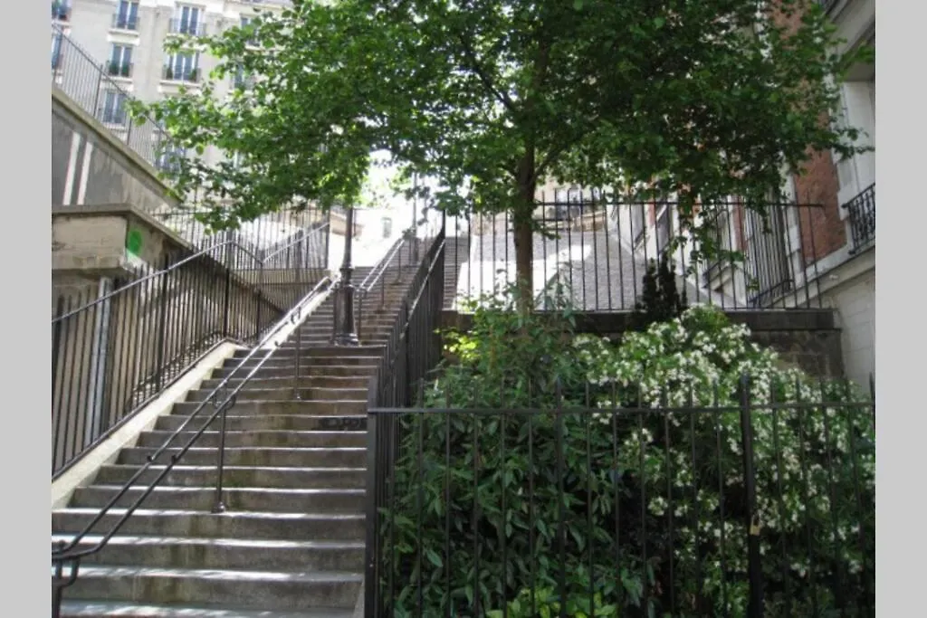 Charming Apartment In Montmartre Paris 0*,